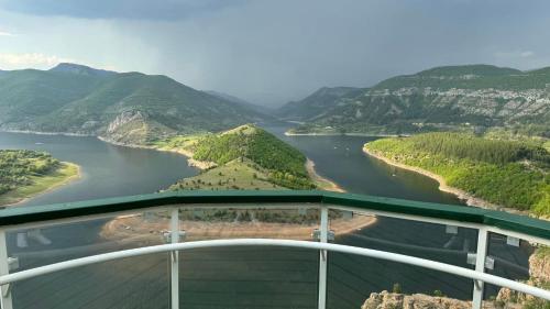 Közeli látványosságok, Family Hotel Saint Konstantin in Glavatartsi