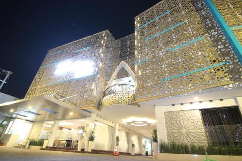 Grand Amira Hotel Solo, Azana Hotels Collection in Pasar Kliwon