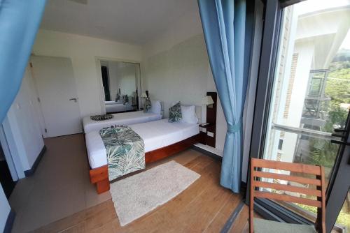 ISLA HOLIDAY HOME ISLA HOLIDAY HOME