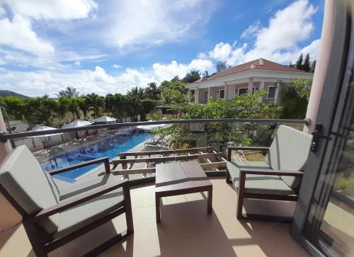 ISLA HOLIDAY HOME – Anse Royal