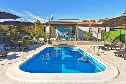 Ferienhaus mit Privatpool für 6 Personen ca 84 qm in Fažana-Surida, Istrien Istrische Riviera