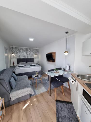 Apartments Deni