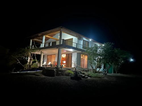 VILLA FLOREANA in Puerto Velasco Ibarra