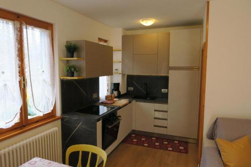 Ferienwohnung für 4 Personen  2 Kinder ca 75 m in Pur-Ledro, Trentino Ledrosee in Mezzolago