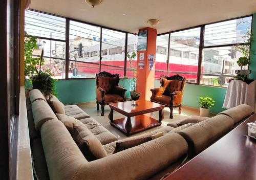 Exterior view, La Merced Plaza Hospedaje in Riobamba