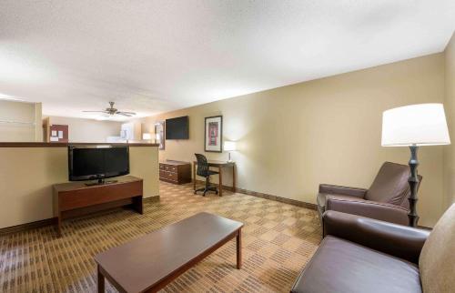 Extended Stay America Suites - Washington DC Germantown Milestone