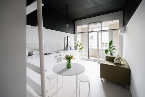 Stylish apartment with a view of Blue Church, Bratislava (foto 8)