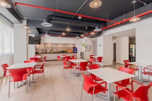 Makanan dan Minuman, City Express Junior by Marriott Guadalajara Periférico Sur in Guadalajara