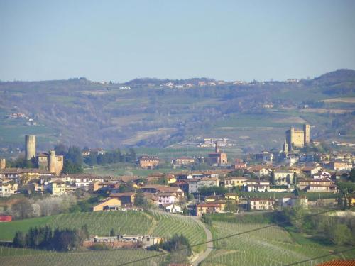 Ferienwohnung für 4 Personen ca 45 qm in Serralunga d'Alba, Piemont Provinz Cuneo