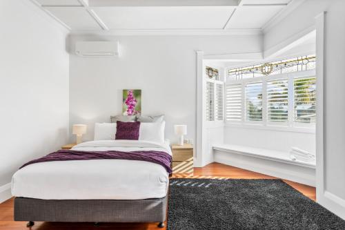Spacious Kingsland 4BR Home, Auckland (photo 4)