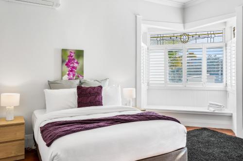 Spacious Kingsland 4BR Home, Auckland (photo 3)
