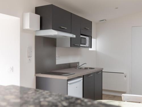 Studio rénové avec terrasse privée en bord de Sèvre - Mortagne-sur-Sèvre - FR-1-426-484 (Studio renove avec terrasse privee en bord de Sevre - Mortagne-sur-Sevre - FR-1-426-484) in Mortagne-sur-Sèvre