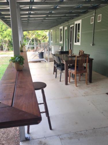ระเบียง/ชานเรือน, Cooktown Fishing Haven in คุกทาวน์