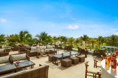 Wyndham Hoi An Royal Beachfront Resort & Villas