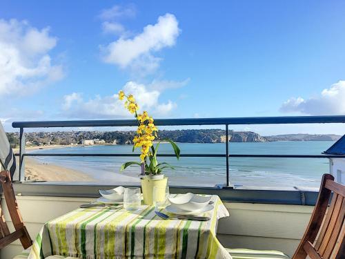 . Duplex à Morgat, port et plage à 1 min, parking, internet, balcon - FR-1-370-47