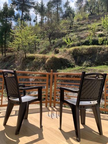 Balkons/terase, Apple Blush Retreat - Tirthan Valley in Gushaini