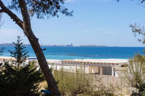 Luxury Suites & Apartment con Accesso alla Spiaggia e Parcheggio Privato - Vista Mare