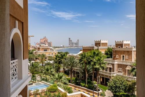 Balqis Residences I Spacious and Modern 4BDR I Palm Jumeirah - image 14