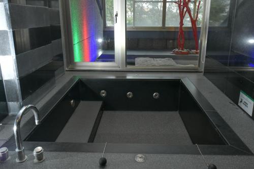 湖山風景旅館Lake Mountain View Motel