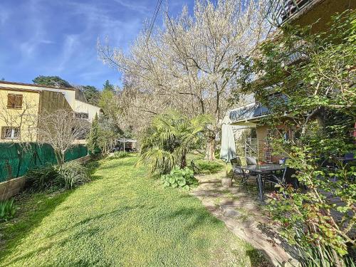 Appartement Lamalou-les-Bains, 2 pièces, 2 personnes - FR-1-451-192 (Charmant T2 avec terrasse Sud, parking, WiFi, animaux acceptes - proche thermes et centre Lamalou - ) in Lamalou Les Bains