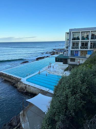 Relaxed Beachside Townhouse in North Bondi