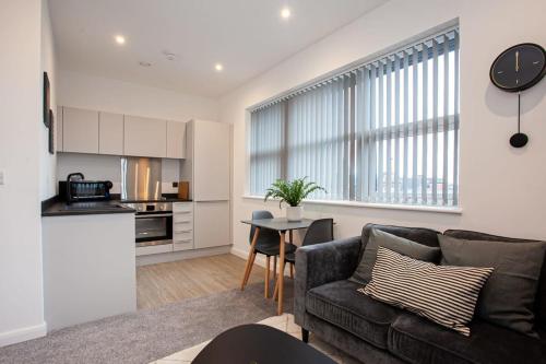 . Modern 1 Bedroom Apartment in Bolton