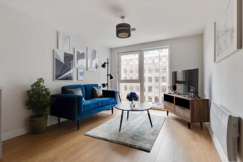 1 Bed Modern Apartment in a Converted Mill - image 7