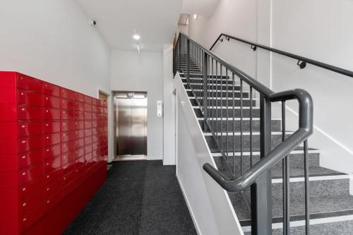 1 Bed Modern Apartment in a Converted Mill - image 5