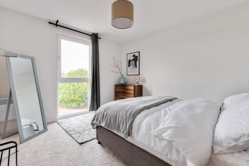 1 Bed Modern Apartment in a Converted Mill, Leeds (foto 3)