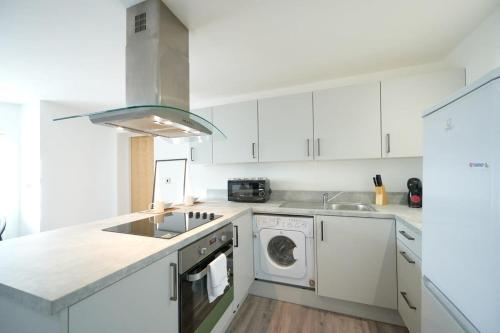 A Stylish Apartment with Parking in Preston