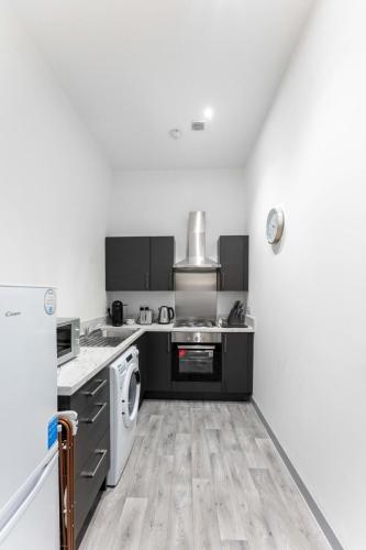 Modern 1 Bedroom Apartment in Dudley