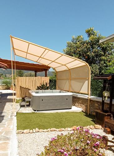 George & Helen's House 4