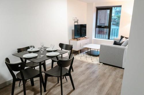 Contemporary 1 Bed Apartment in Central Liverpool