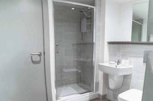 Contemporary 1 Bed Apartment in Central Liverpool, Liverpool (foto 5)