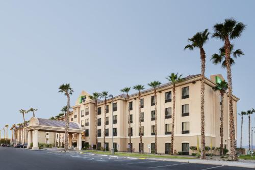 Holiday Inn Express Hotel & Suites Yuma, an IHG Hotel