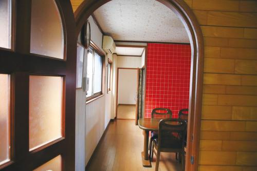 上田屋　半田館