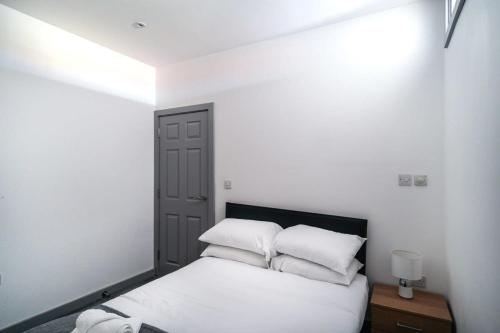 Smart 1 Bedroom Apartment in Blackburn