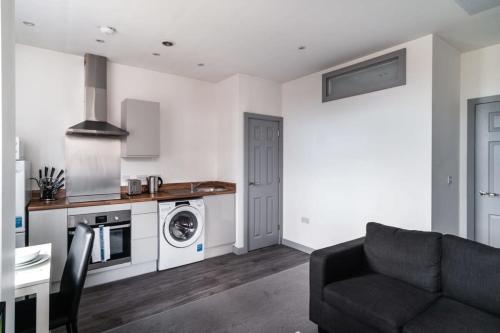 Smart 1 Bedroom Apartment in Blackburn