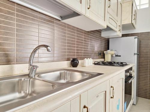 Dommos Limone - Appartamenti in residence con piscina