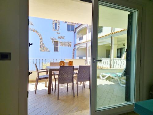 Dommos Limone - Appartamenti in residence con piscina