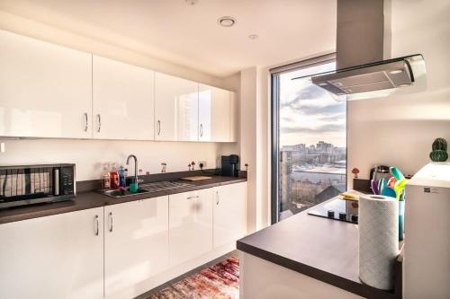 Spacious & Modern 1 Bed Apartment Manchester, Manchester (photo 3)