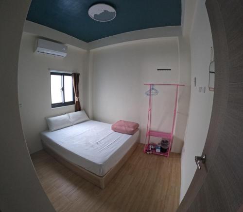 天藍 sky blue hostel