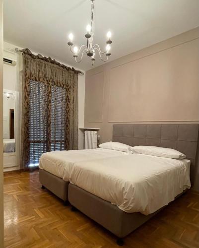 2 twin beds