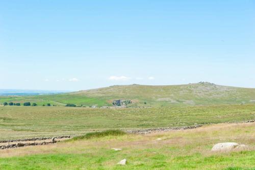 Dartmoor Barn on North Hessary Tor in Princeton