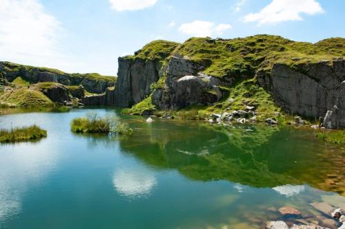 Dartmoor Barn on North Hessary Tor