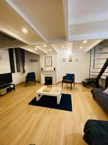 Duplex tout confort prox bd chave/ plaine, Marseille (fotografie 7)
