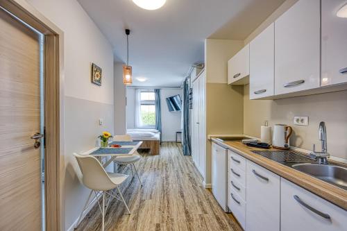 廚房, Apartments Jantar in 新梅斯托