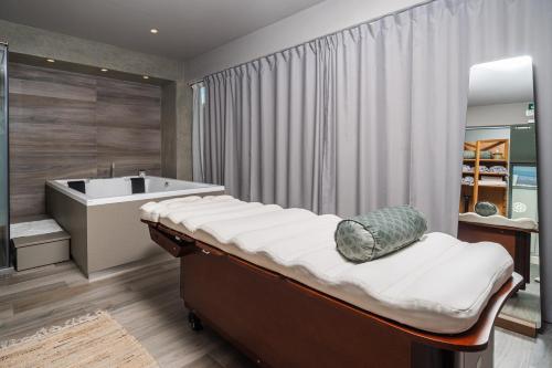 Oniros Residences - image 5
