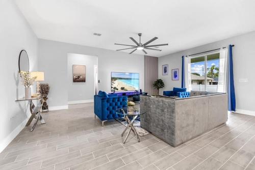 New Beautiful 3 Bed Home Great Location-221DS in Palm Bay, USA
