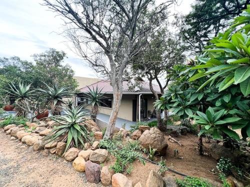 Ukuthula Hideaway – Hoedspruit, NY